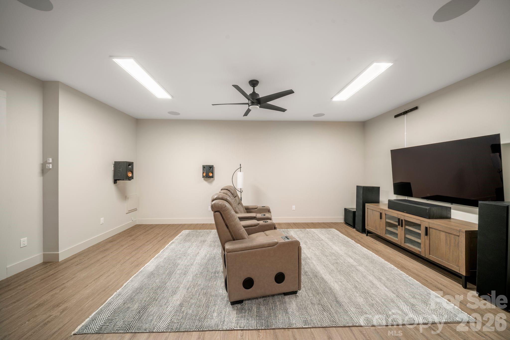 154 Wandering Oaks Way Asheville NC 28805