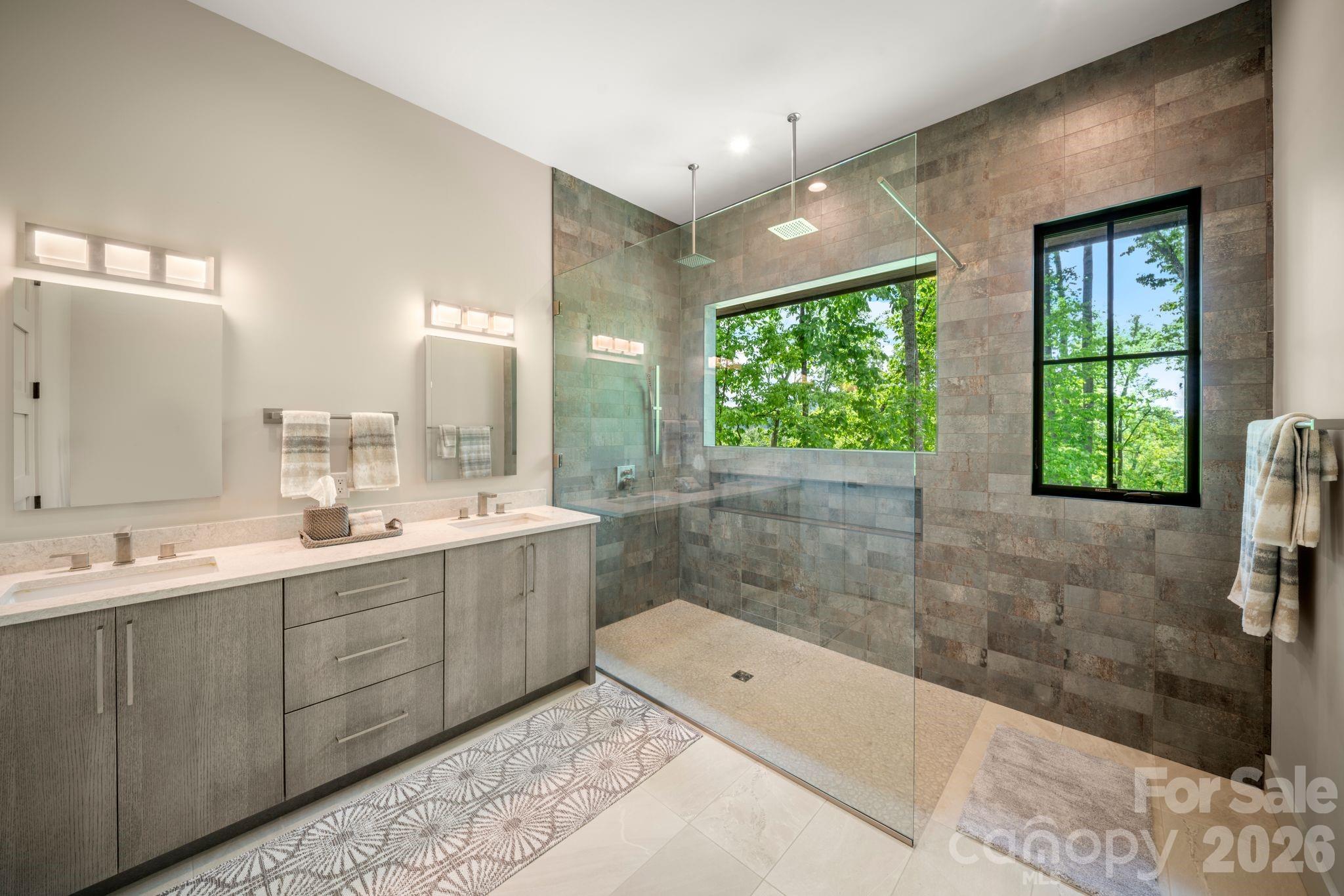 154 Wandering Oaks Way Asheville NC 28805
