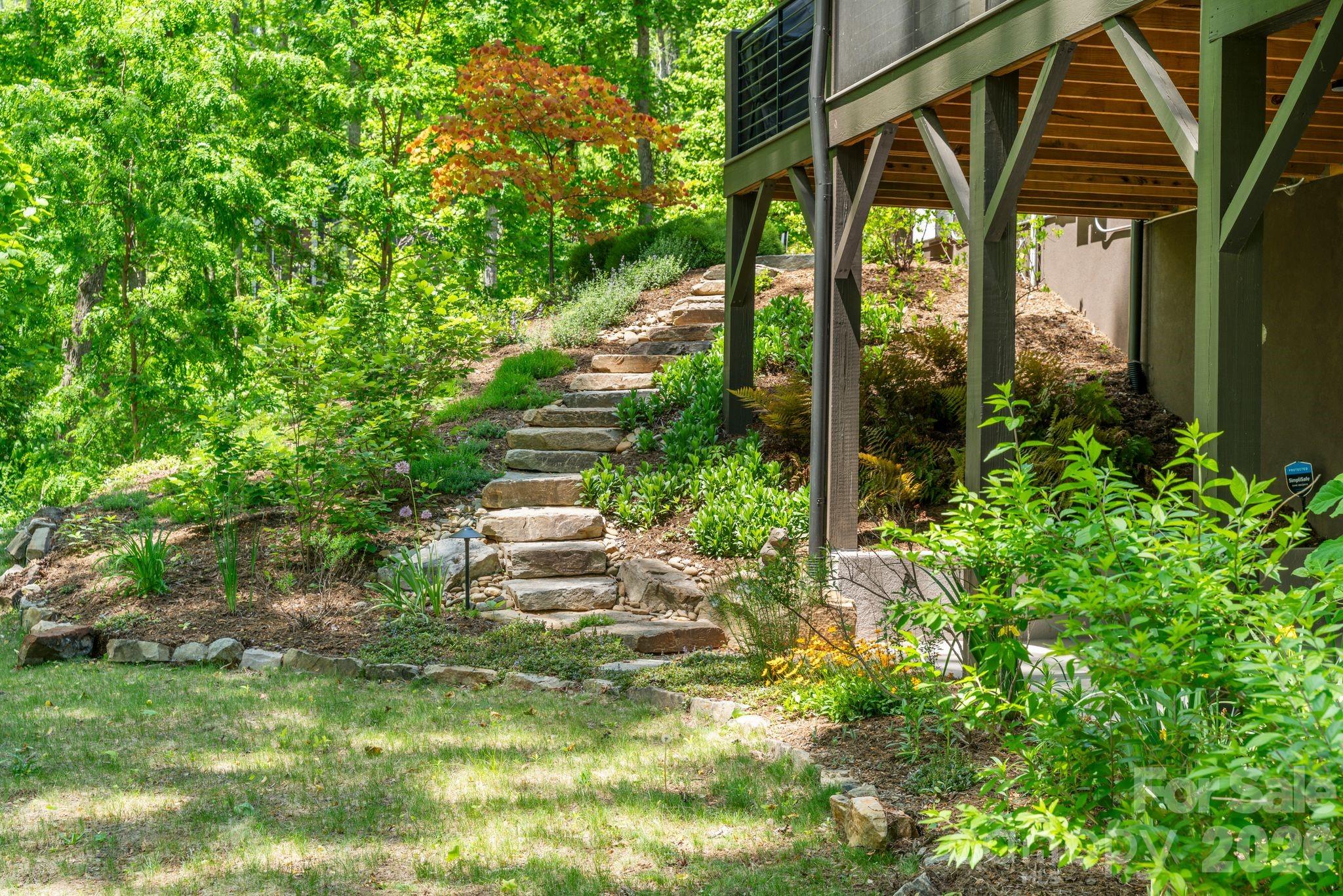 154 Wandering Oaks Way Asheville NC 28805
