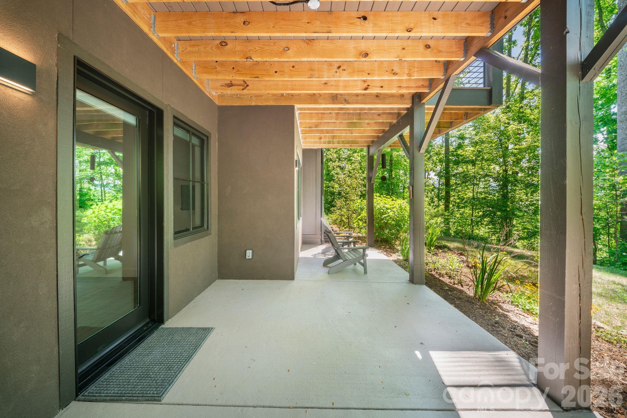 154 Wandering Oaks Way Asheville NC 28805