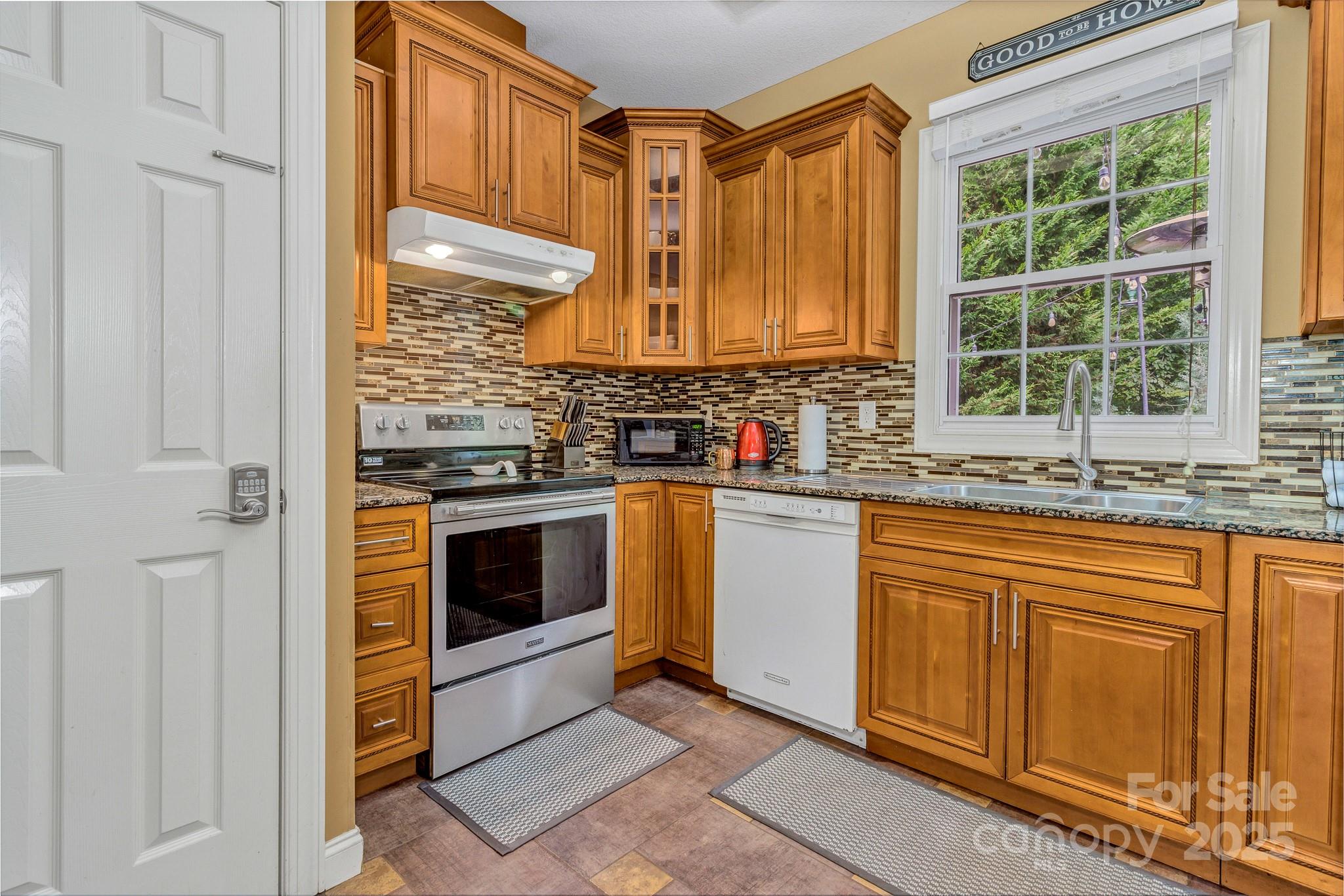 159 S Willow Brook Drive Asheville NC 28806