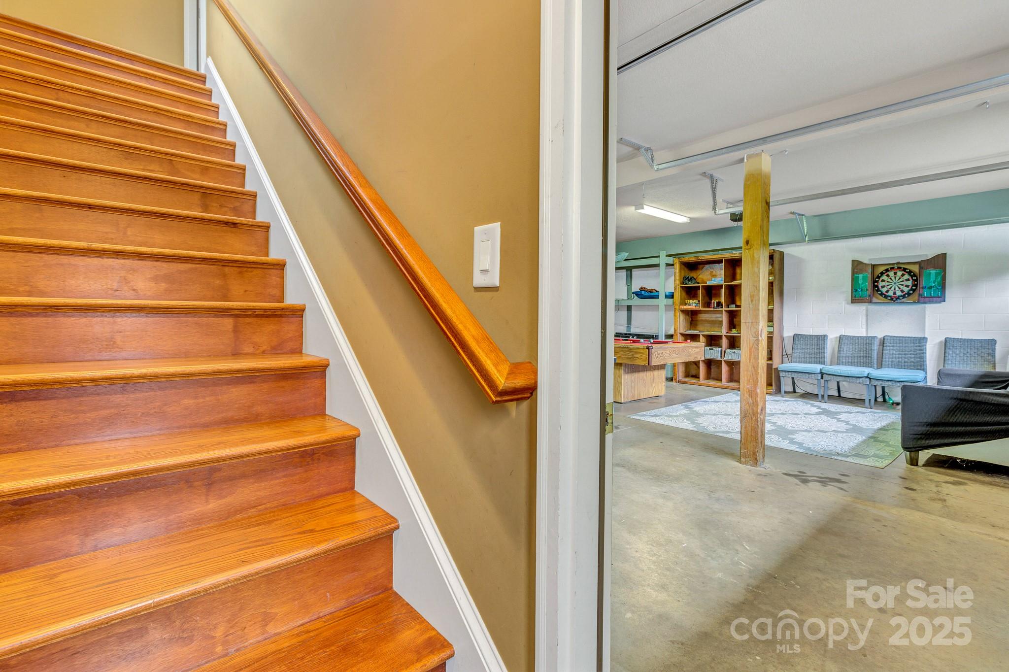 159 S Willow Brook Drive Asheville NC 28806