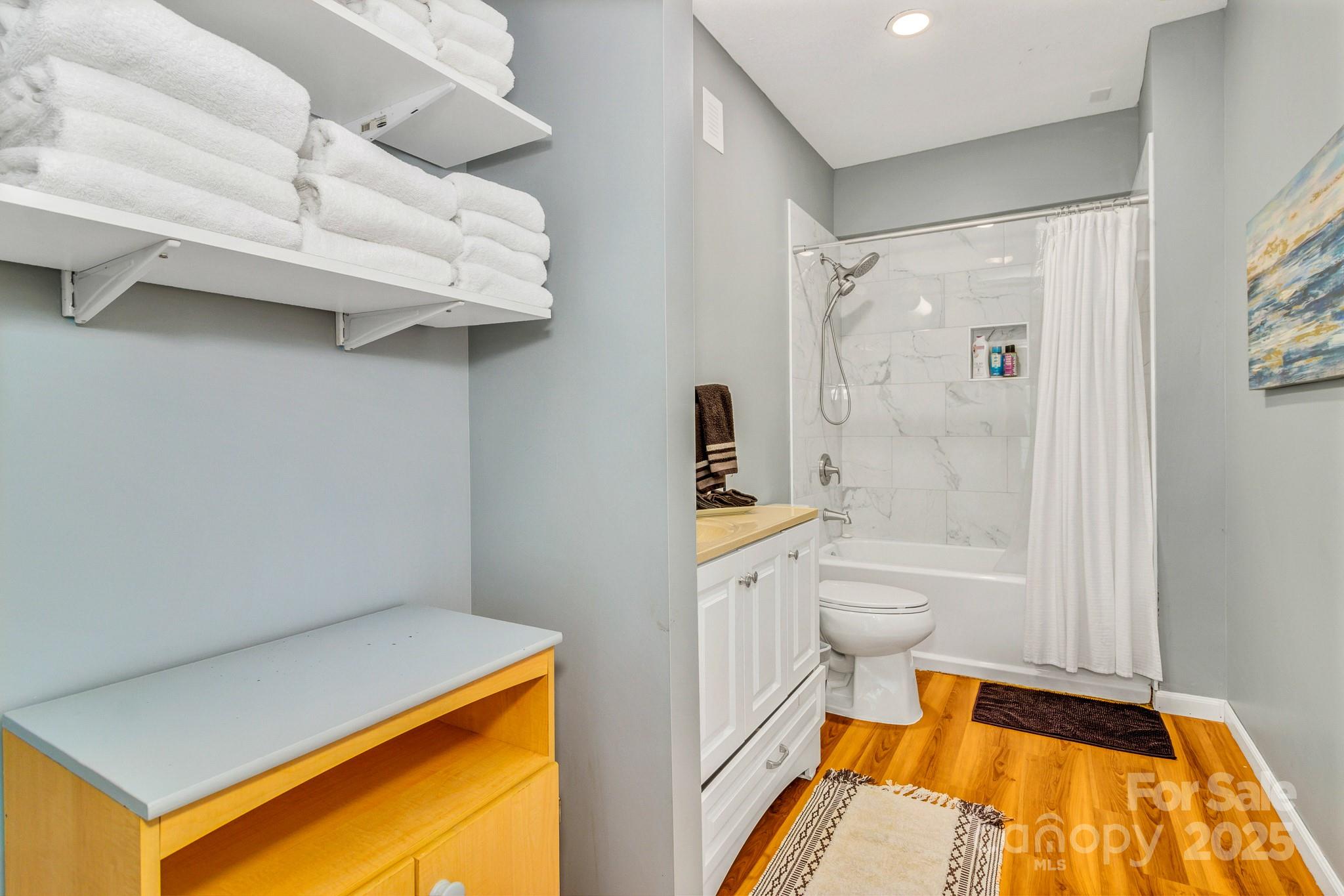 159 S Willow Brook Drive Asheville NC 28806