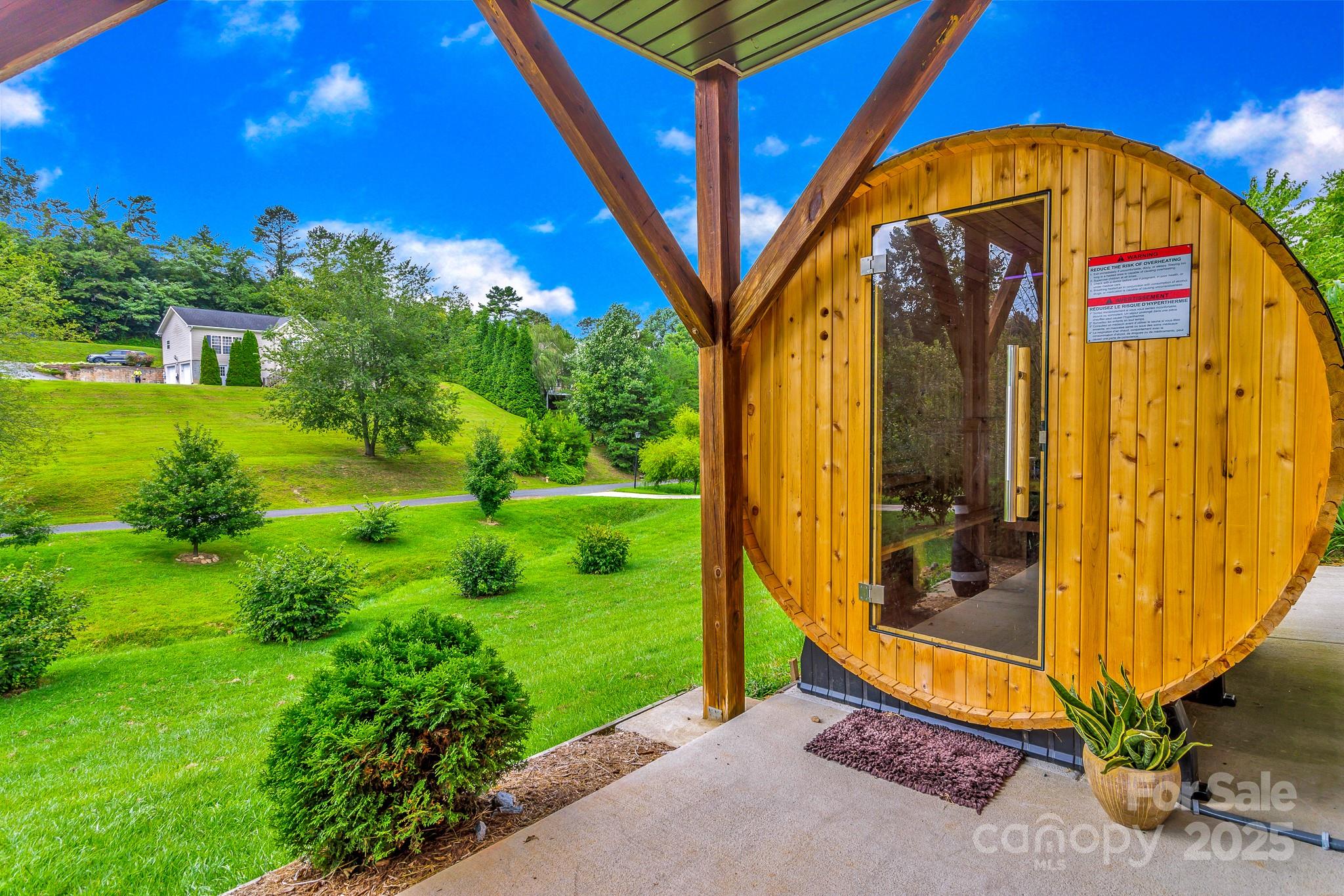 159 S Willow Brook Drive Asheville NC 28806