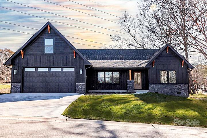 55 Scott Meadows Drive Asheville NC 28806