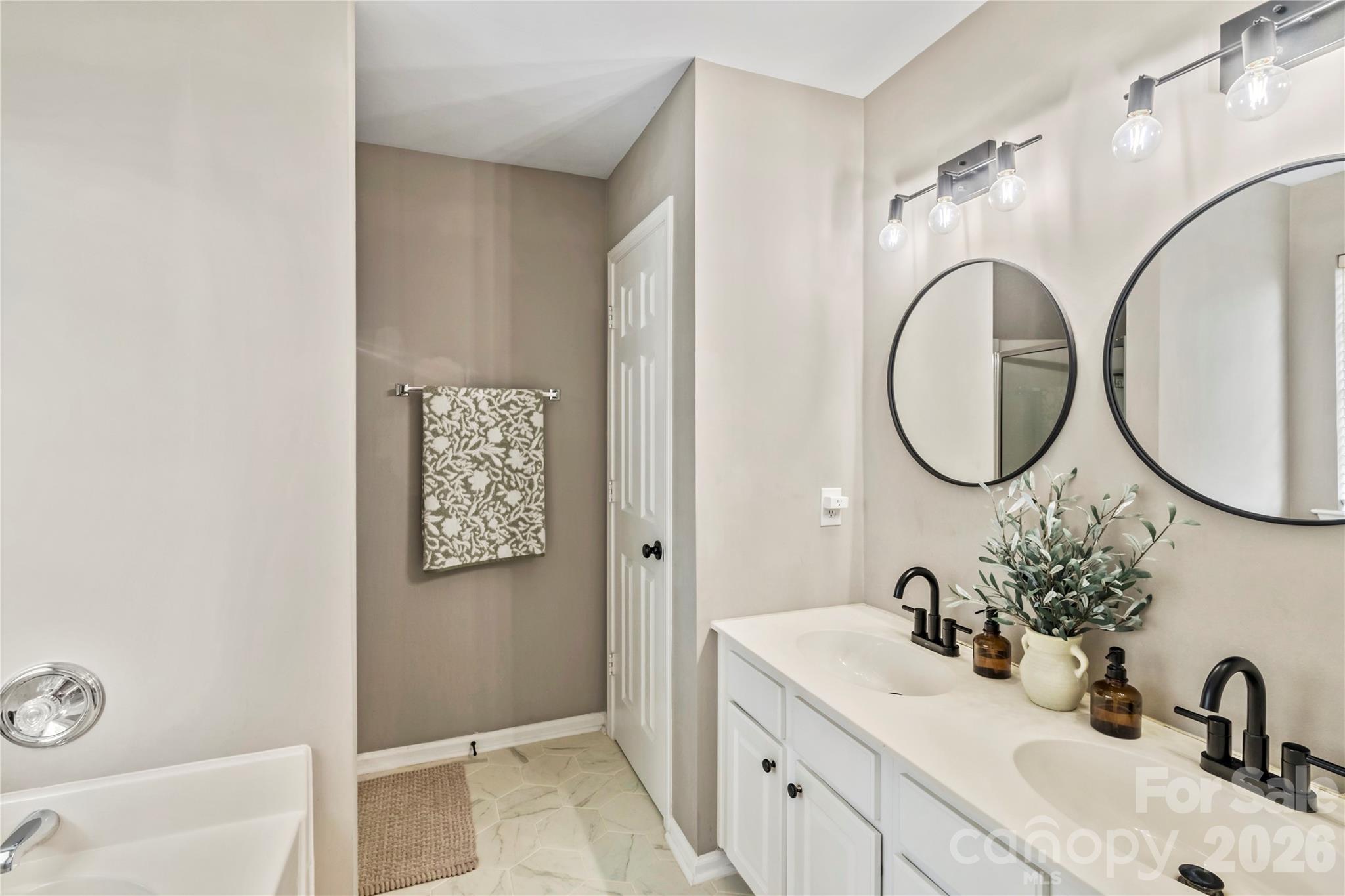 9400 Shepparton Drive Huntersville NC 28078