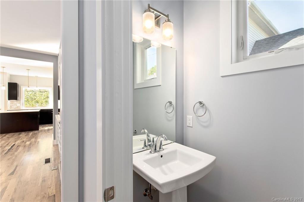 52 Maney Avenue Asheville NC 28804