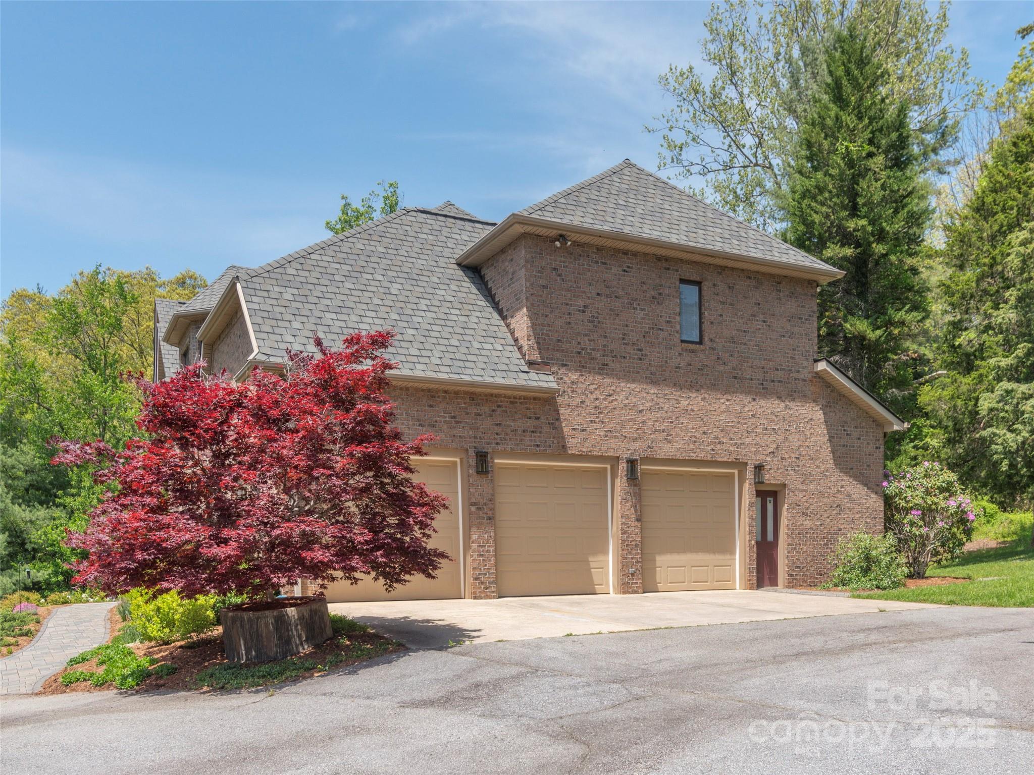 341 Racquet Club Road Asheville NC 28803