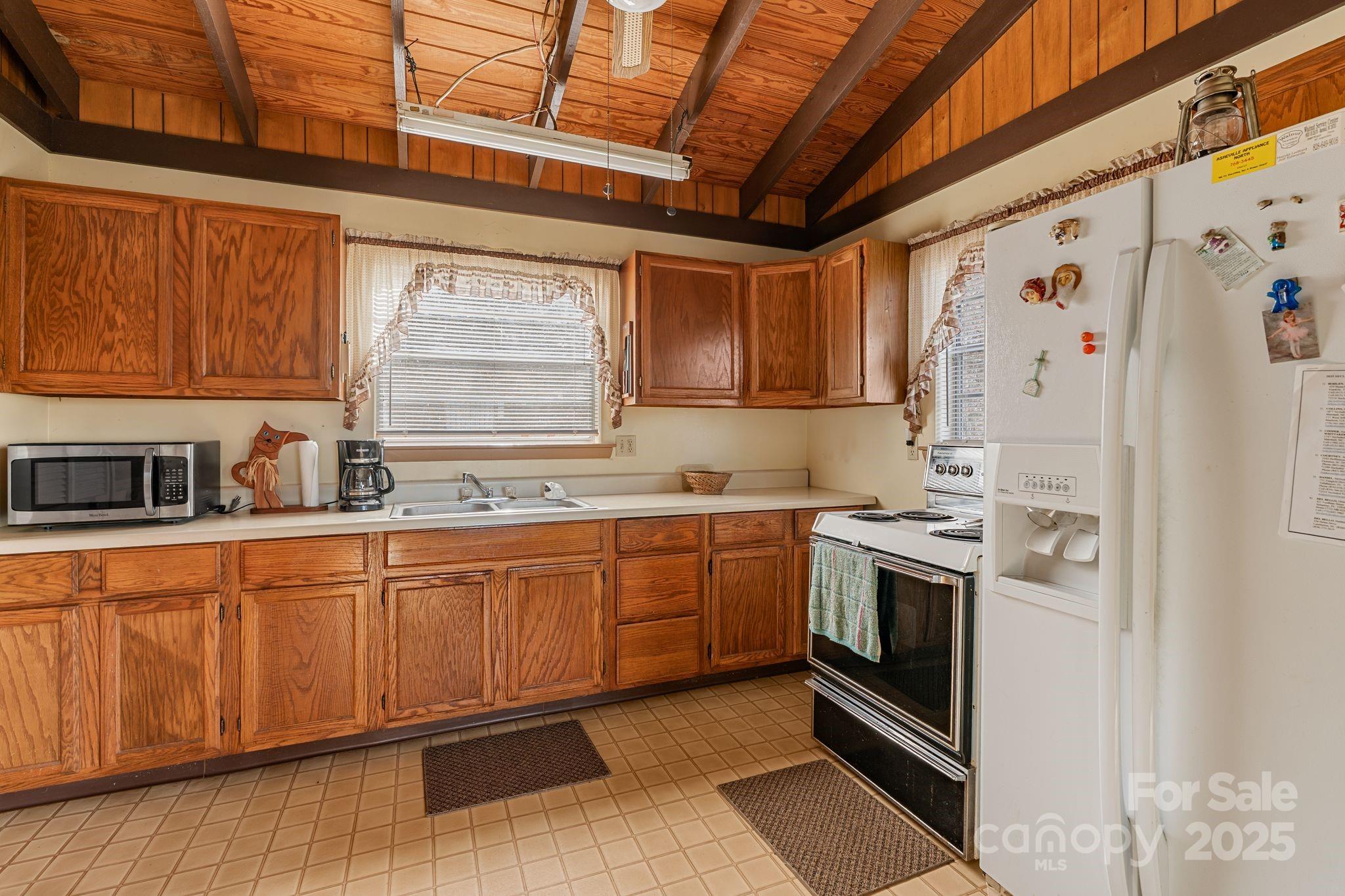 2650 Secluded Valley Road Marshall NC 28753