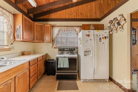 2650 Secluded Valley Road Marshall NC 28753
