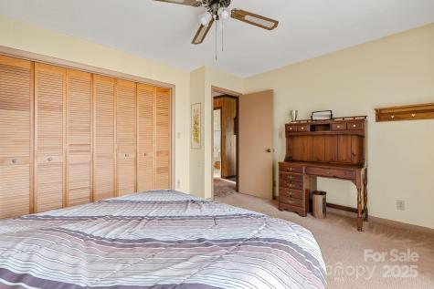 2650 Secluded Valley Road Marshall NC 28753