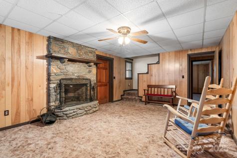 2650 Secluded Valley Road Marshall NC 28753