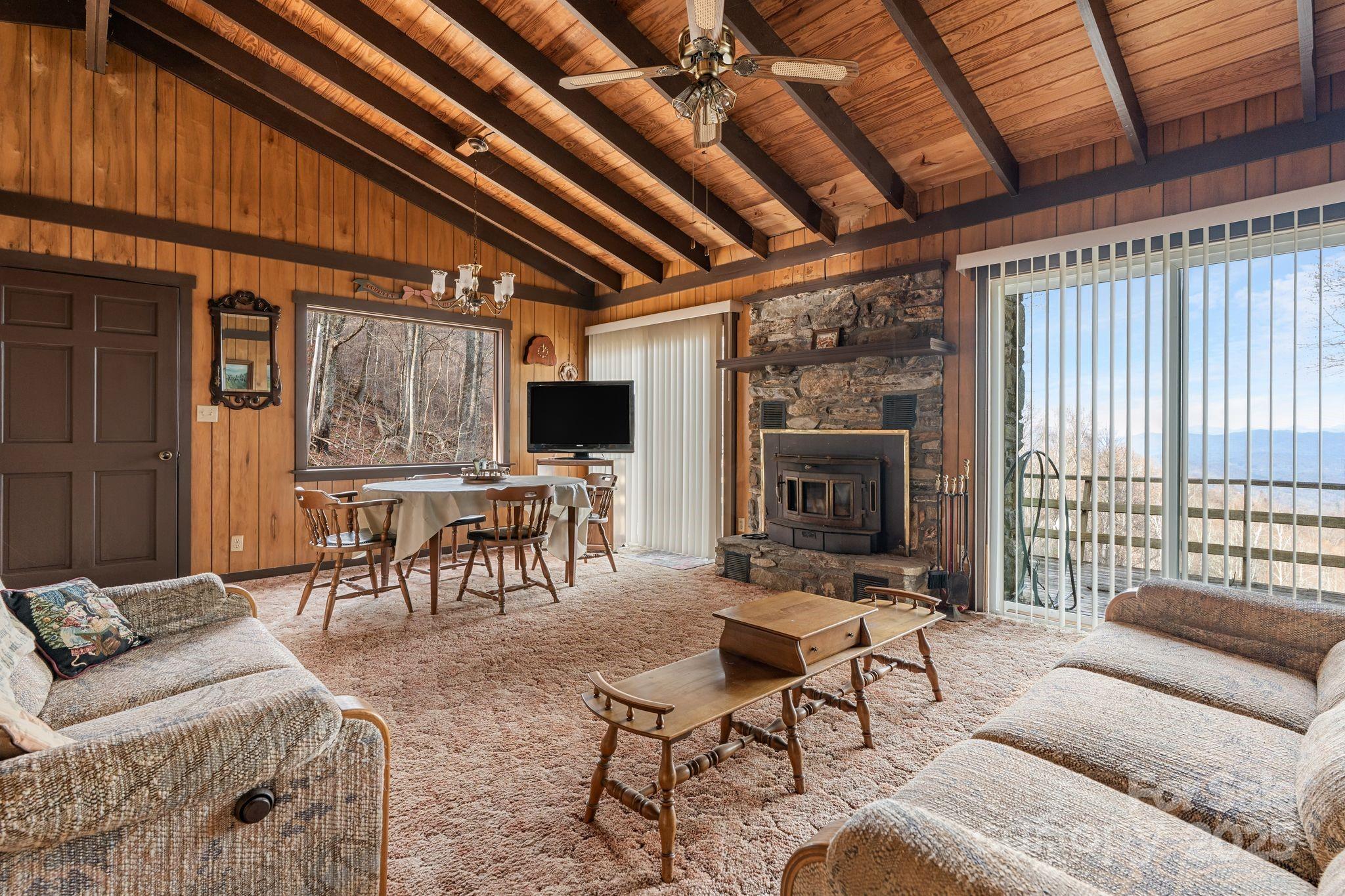 2650 Secluded Valley Road Marshall NC 28753
