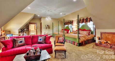 538 Chestertown Drive Mill Spring NC 28756