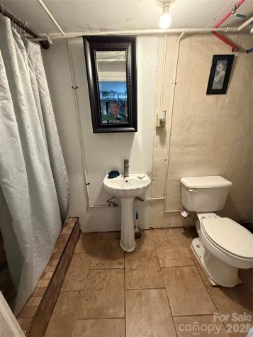 709 Dixie Avenue NW Valdese NC 28690
