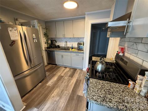 709 Dixie Avenue NW Valdese NC 28690