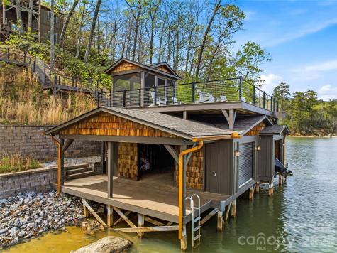 402 Holmstead Drive Lake Lure NC 28746