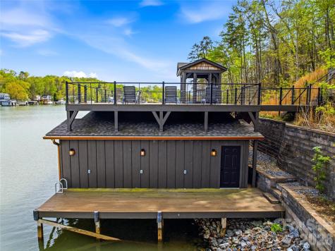 402 Holmstead Drive Lake Lure NC 28746