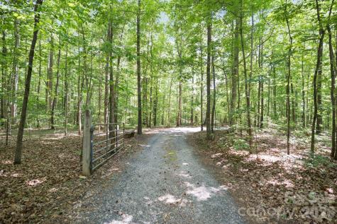 2599 Highway 557 Highway Clover SC 29710