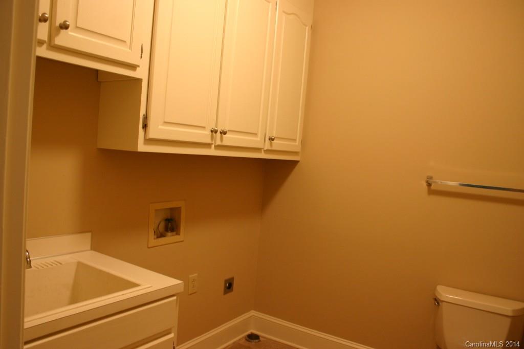 5304 Chiltern Hills Trail Charlotte NC 28215
