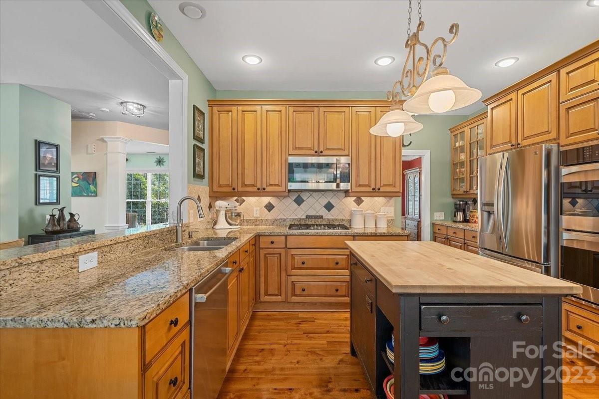 932 Timber Knoll Drive Matthews NC 28105