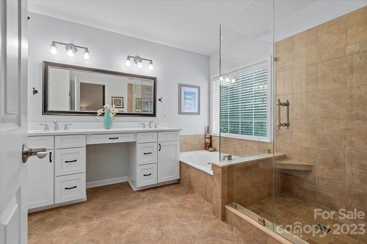 932 Timber Knoll Drive Matthews NC 28105