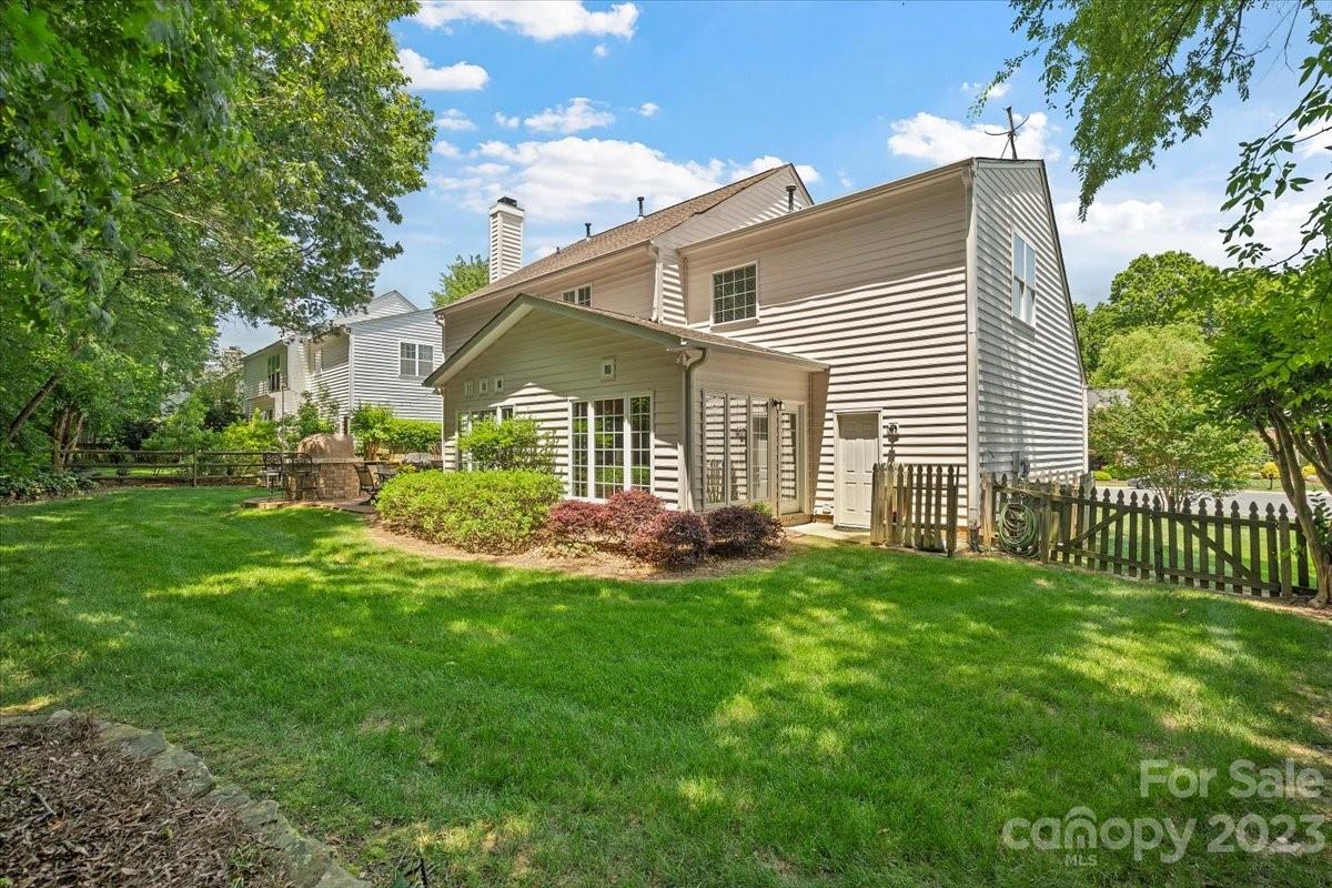 932 Timber Knoll Drive Matthews NC 28105