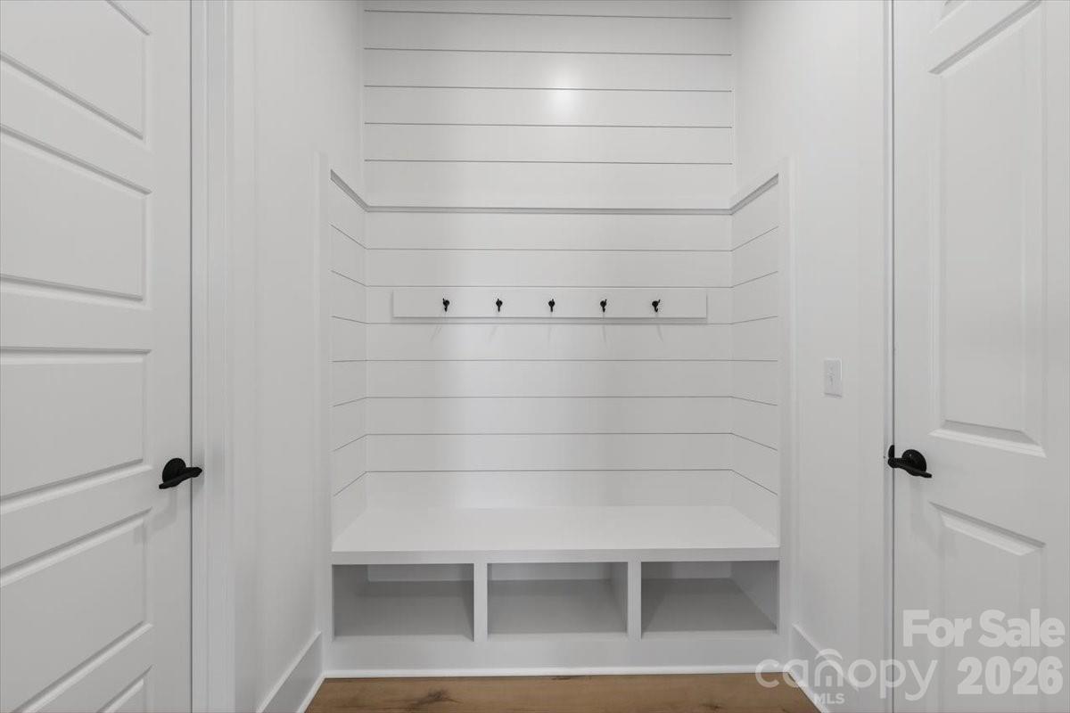 1607 Chippendale Road Charlotte NC 28205