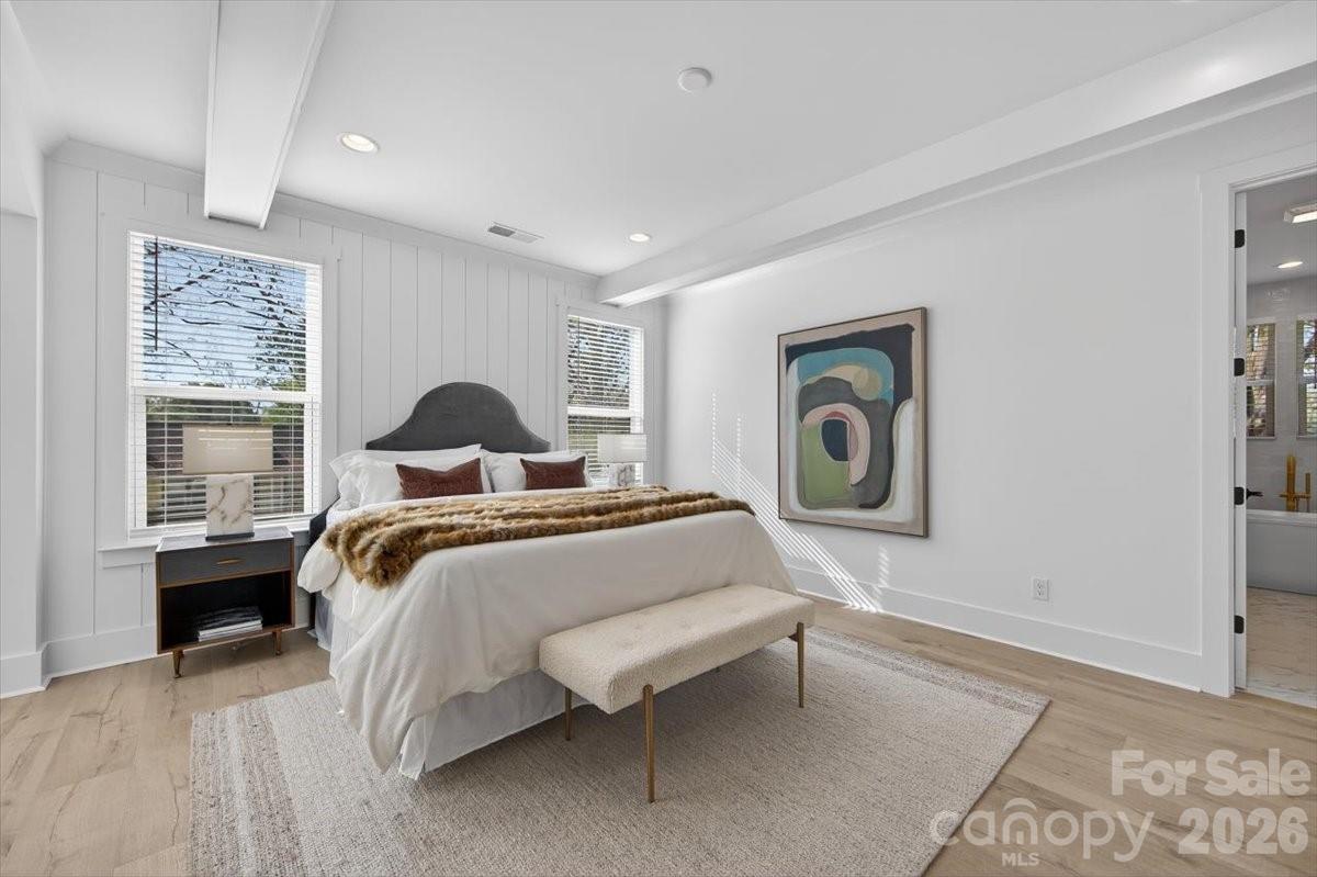 1607 Chippendale Road Charlotte NC 28205