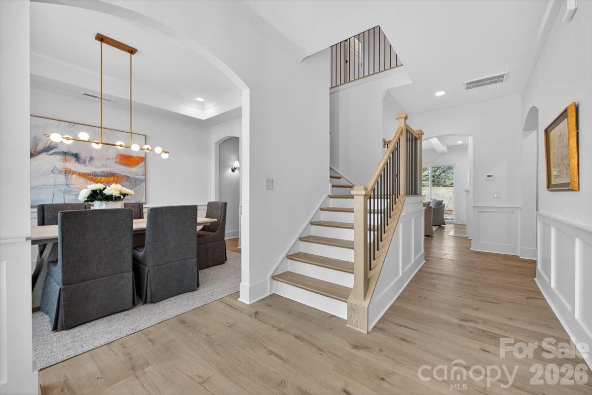 1607 Chippendale Road Charlotte NC 28205