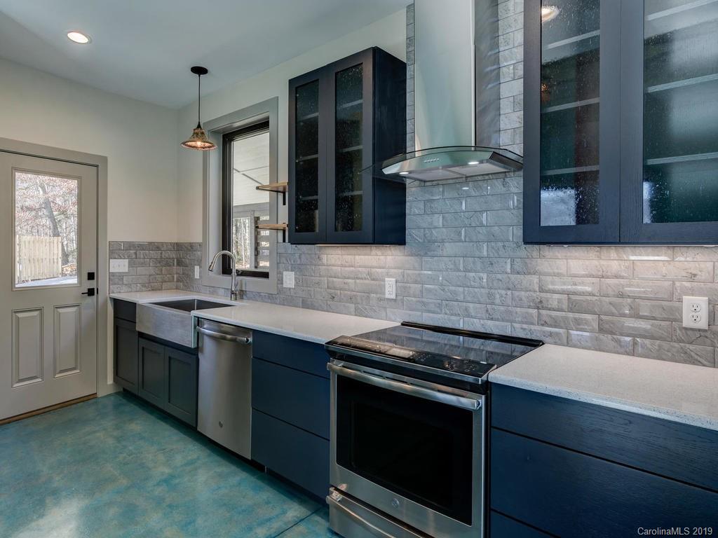 51 Kd Lane Arden NC 28704