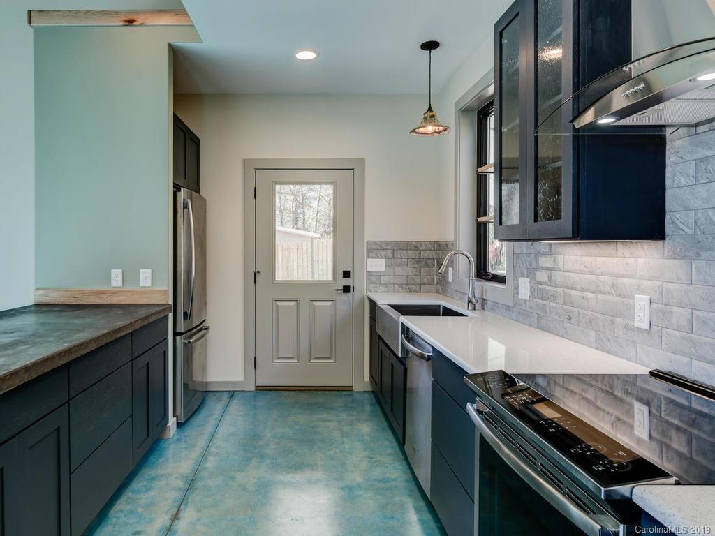 51 Kd Lane Arden NC 28704