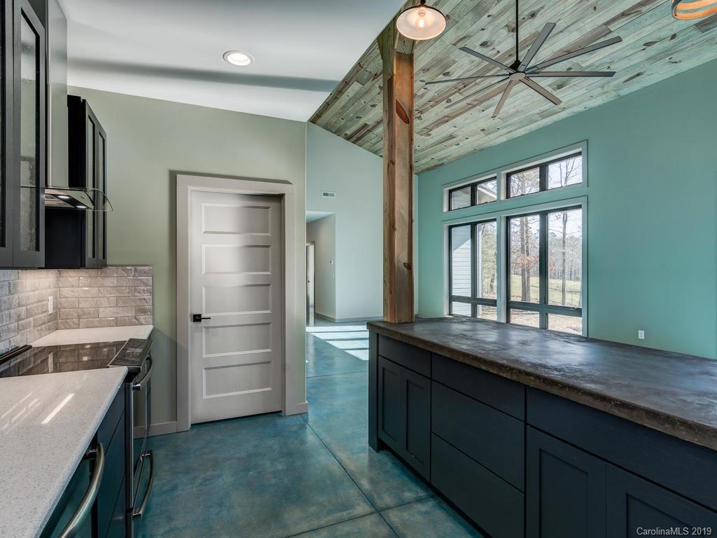 51 Kd Lane Arden NC 28704