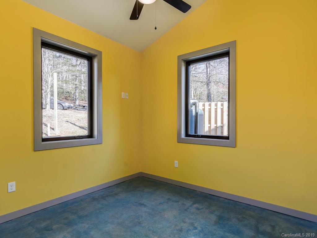 51 Kd Lane Arden NC 28704