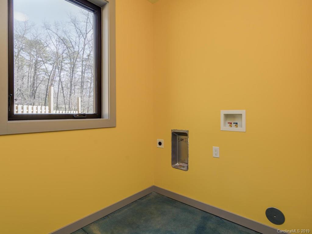 51 Kd Lane Arden NC 28704