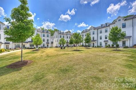 3024 Red Cardinal Lane Charlotte NC 28211