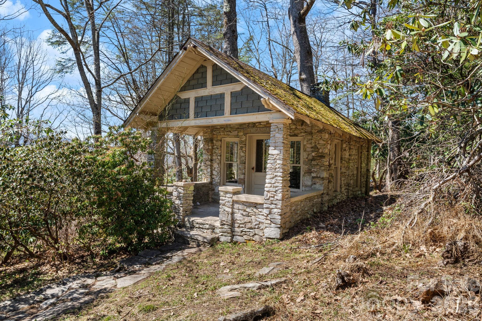 334 Chestnut Circle Blowing Rock NC 28605