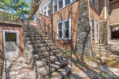 334 Chestnut Circle Blowing Rock NC 28605