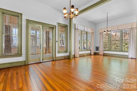 334 Chestnut Circle Blowing Rock NC 28605