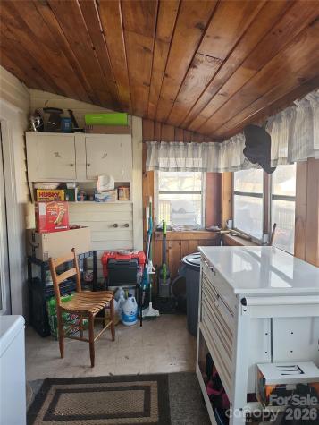 110 E Price Street Hendersonville NC 28739