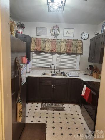 110 E Price Street Hendersonville NC 28739