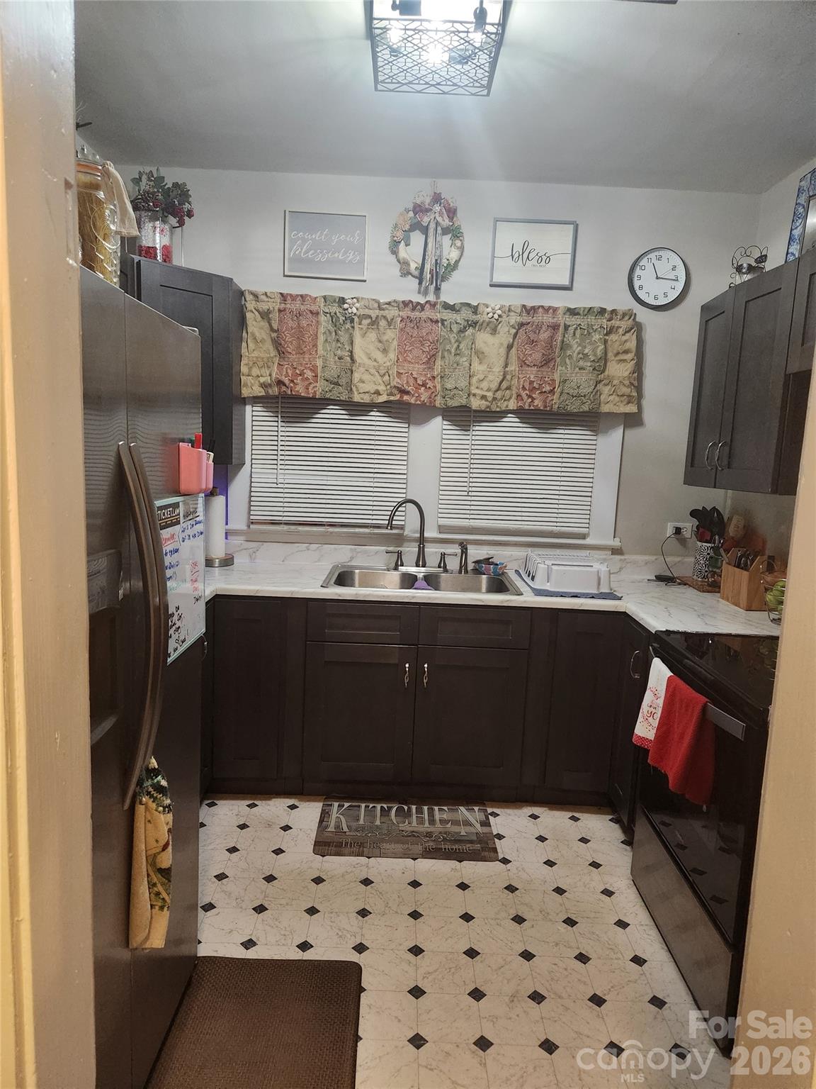 110 E Price Street Hendersonville NC 28739