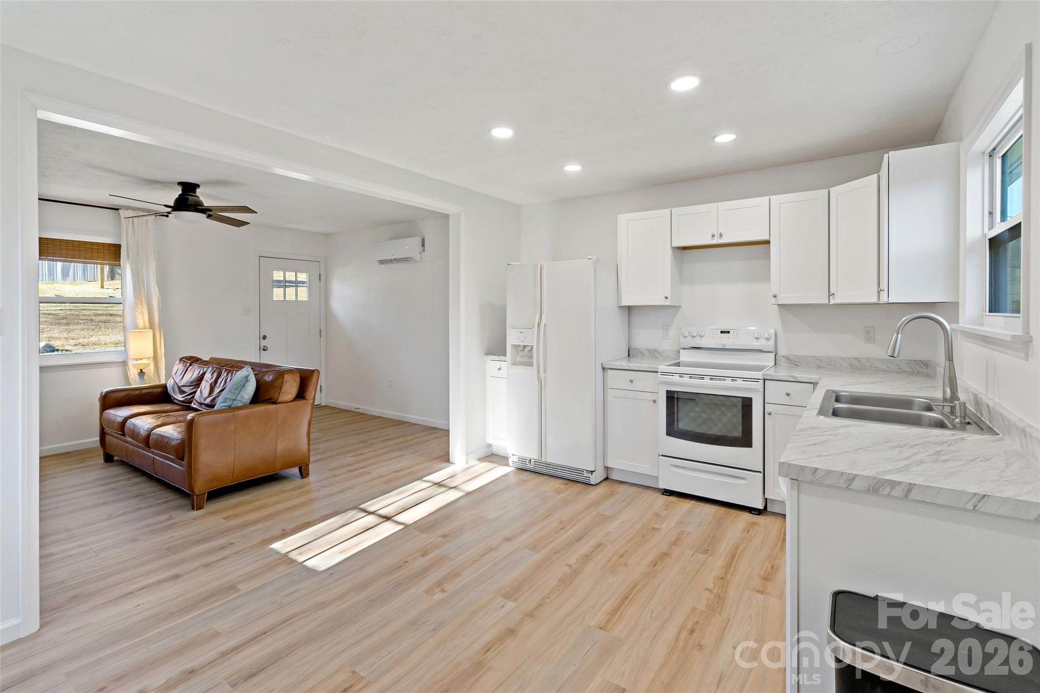 29 Alexander Street Black Mountain NC 28711