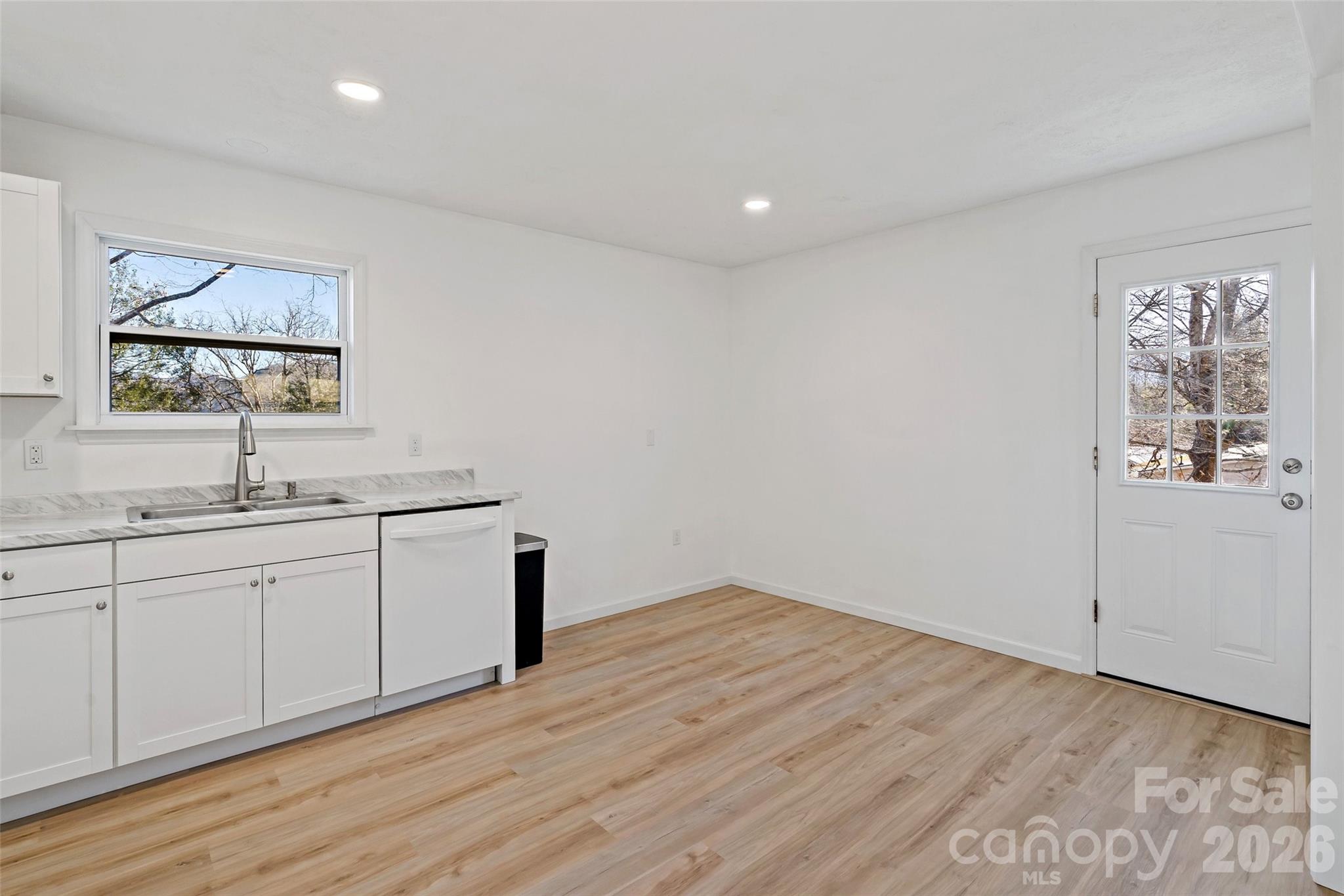 29 Alexander Street Black Mountain NC 28711