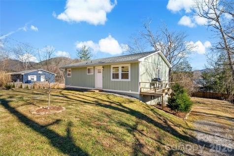 29 Alexander Street Black Mountain NC 28711