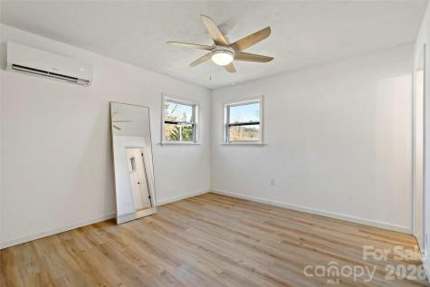 29 Alexander Street Black Mountain NC 28711