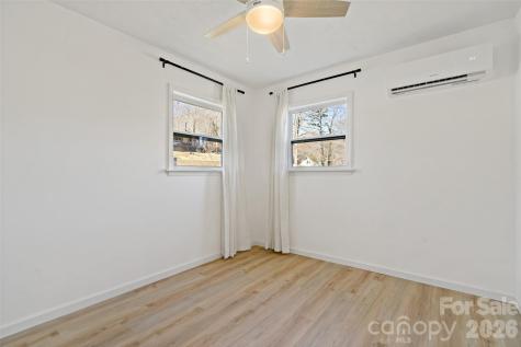 29 Alexander Street Black Mountain NC 28711