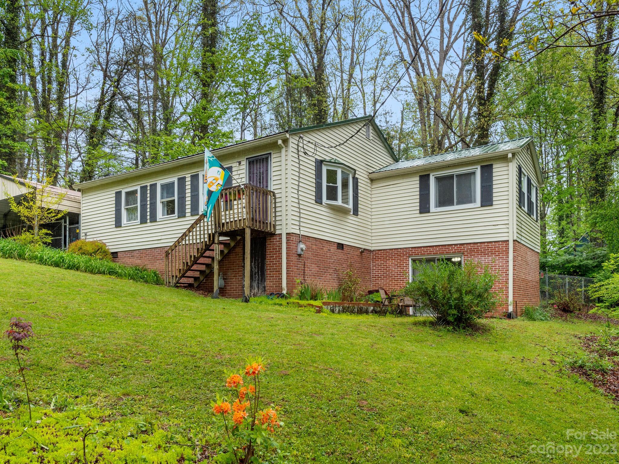 152 Forest Hill Circle Brevard NC 28712