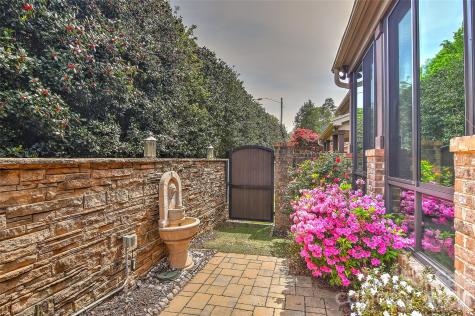 5909 Tred Avon Court Charlotte NC 28226
