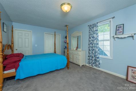 62 Old Piney Mountain Road Old Fort NC 28762